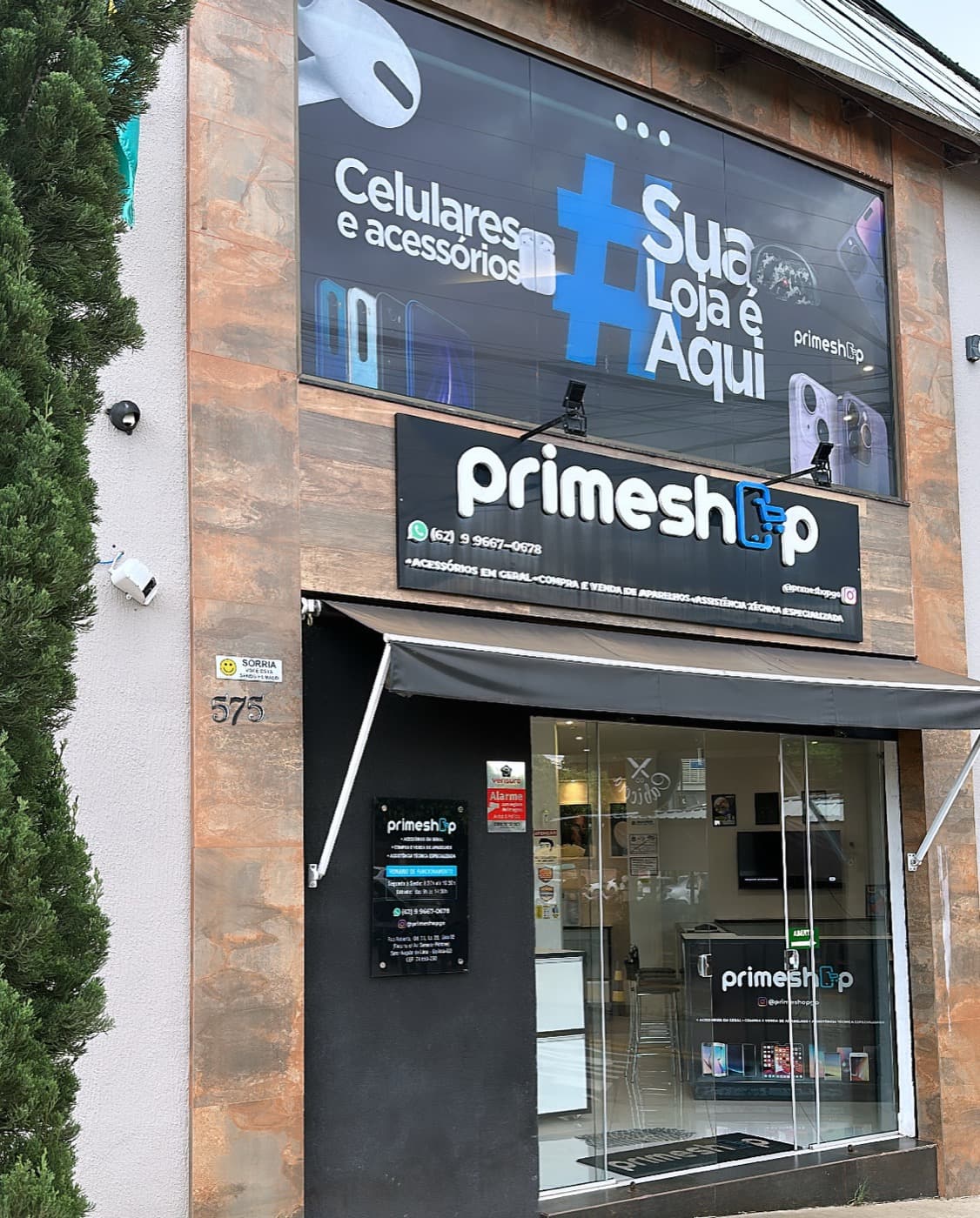 Fachada da loja física PrimeShop em Goiânia